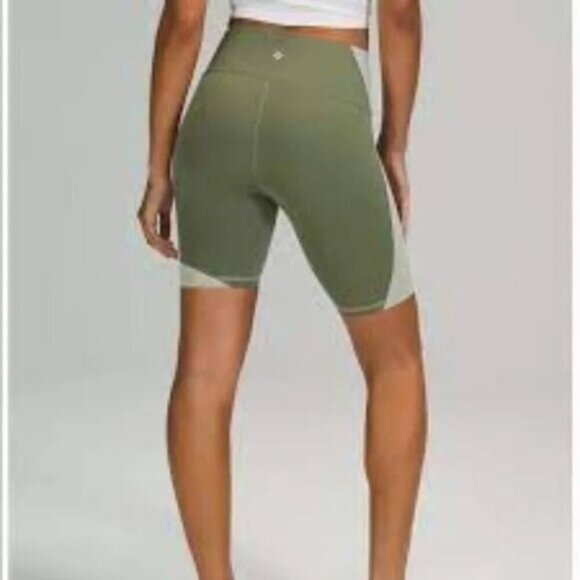 Lululemon Nulu Colour Block High-Rise Short 8" Green Twill / Green Fern 0 - Picture 3 of 13